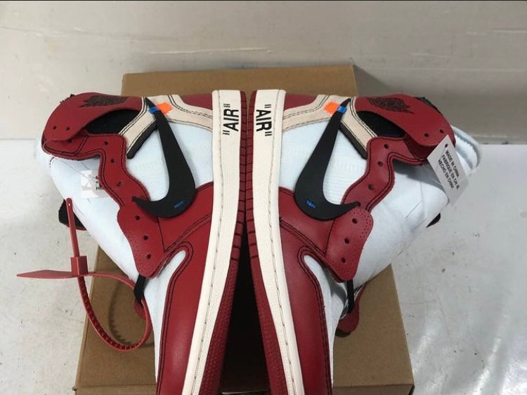 Air Jordan 1 Retro High Off-White Chicago